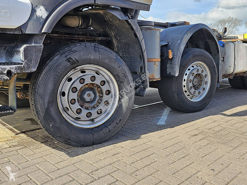 شاحنة Iveco AT410T45 TRAKKER 8X4 INTARDER