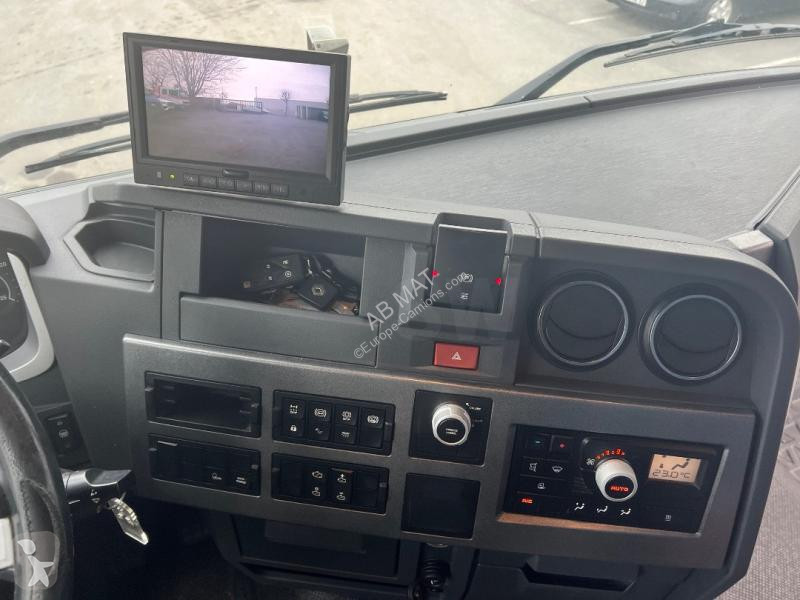 شاحنة Renault 380