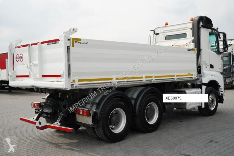 شاحنة Mercedes AROCS 2658
