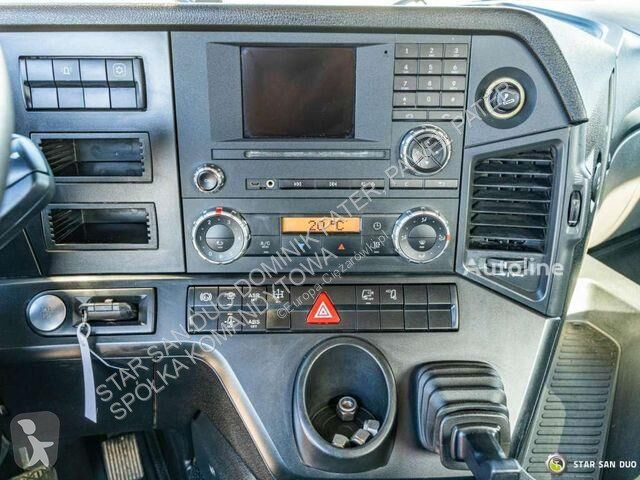 شاحنة Mercedes AROCS 3345 6x6 HMF 3220 Winch...