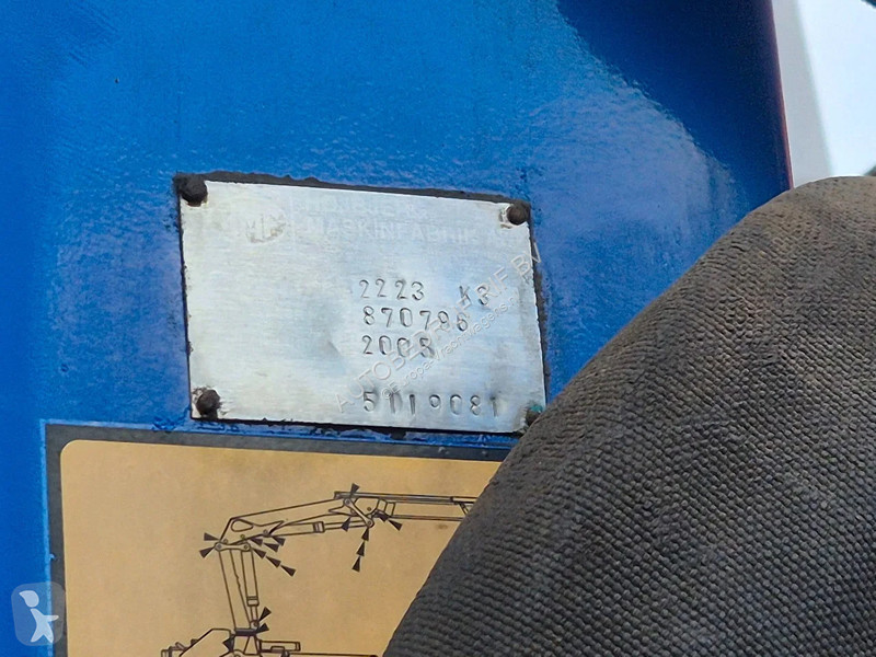 شاحنة Mercedes 3241 8X4 Containersysteem/ 20T...