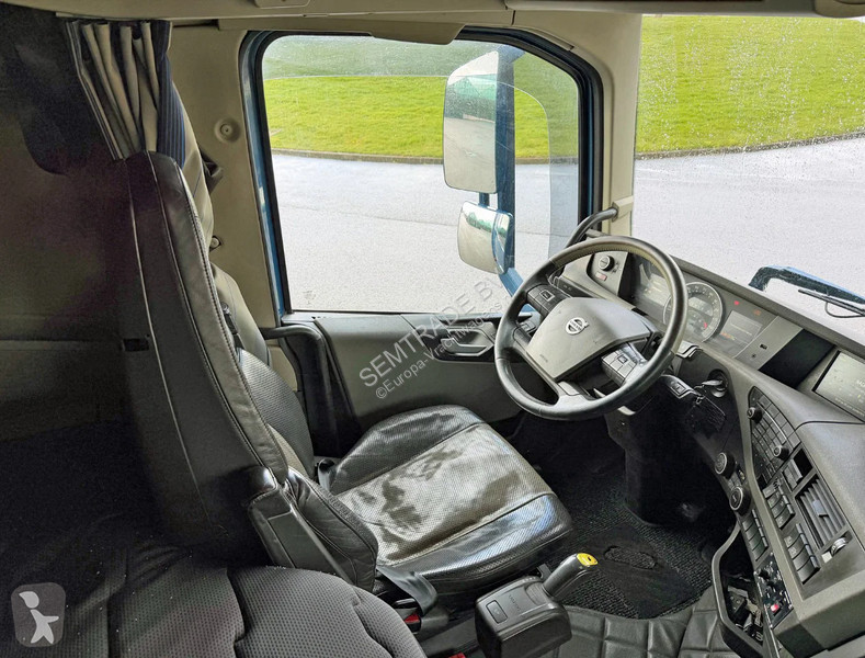 شاحنة Volvo 16650 XL 6X2 FULL AIR FULL OPTIONS...