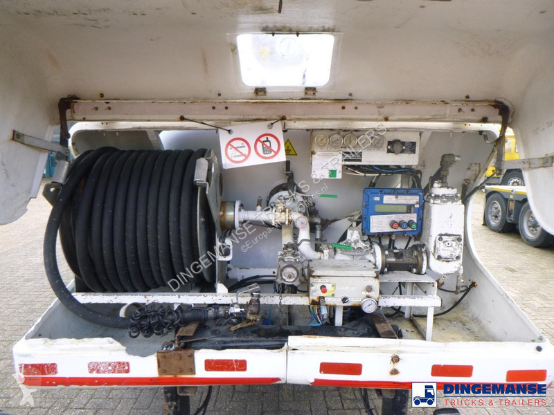 شاحنة Renault 280 dxi 4x2 gas tank 19 m3