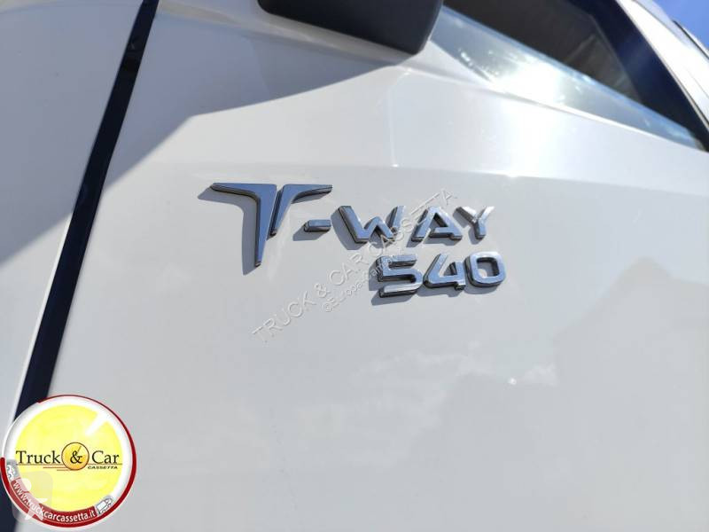 شاحنة Iveco
