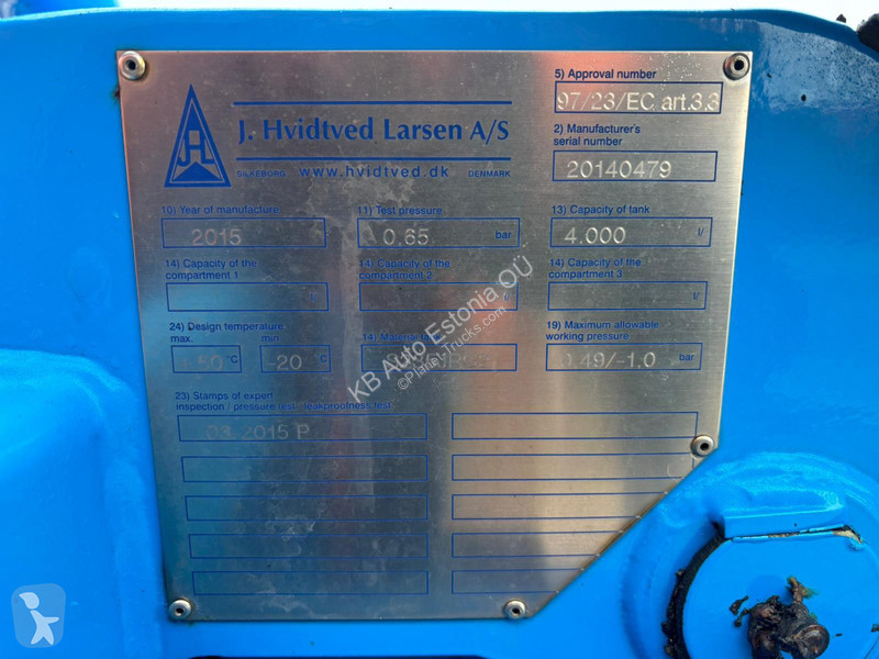 Mercedes 1323 4x2 J.Hvidtved Larsen tank 4000 l...