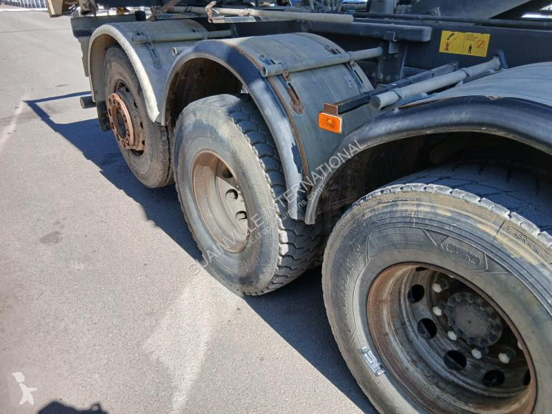 Camión Volvo 450