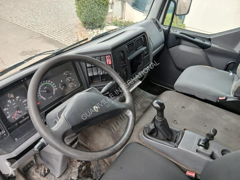 شاحنة Renault 180