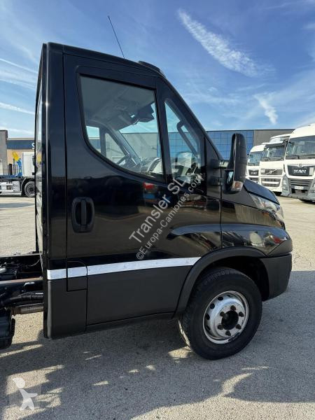 شاحنة Iveco  65C15