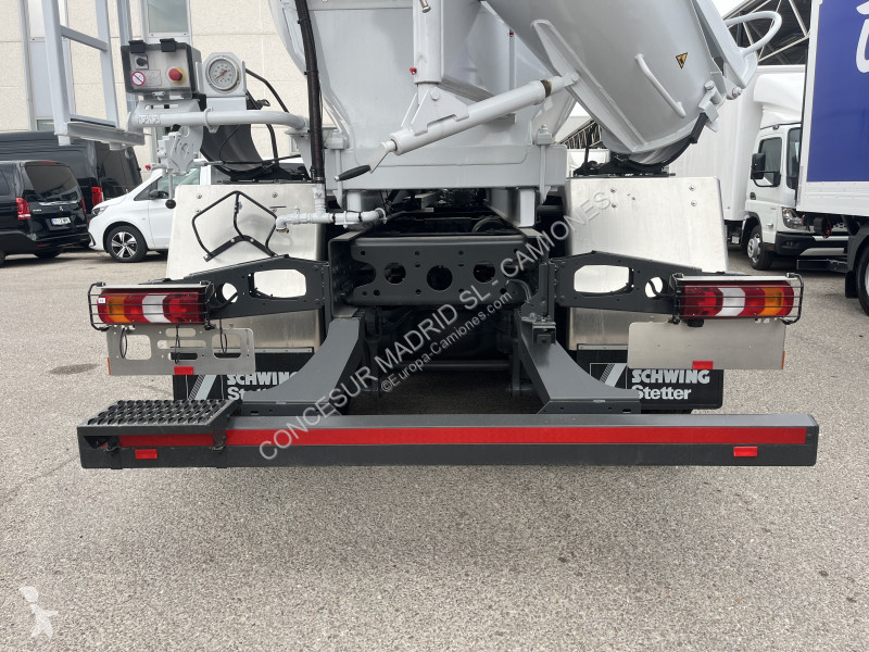 شاحنة Mercedes  3240 B 8x4