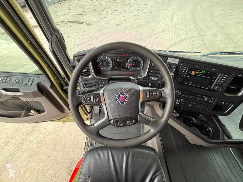 شاحنة Scania R 520 8x4 RETARDER / FU STEE / BOX...