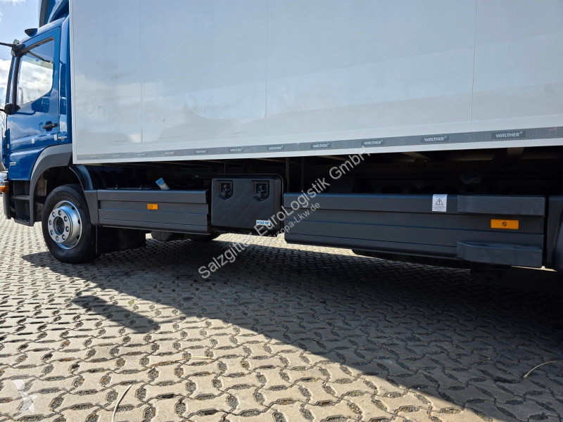 Camion Mercedes 1221