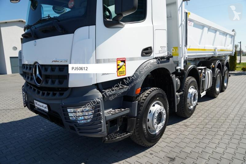 شاحنة Mercedes AROCS 3243 / 8x4 / WYWROTKA...
