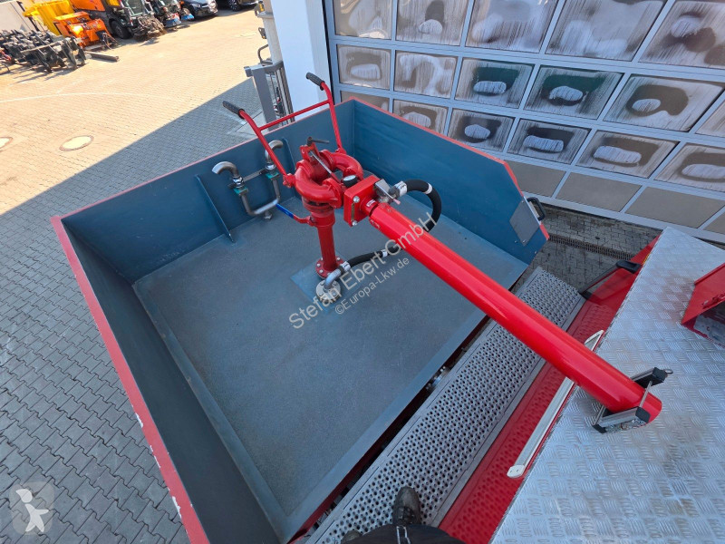 شاحنة MAN Feuerwehr Schaum 2.500 Liter SLF 25/25