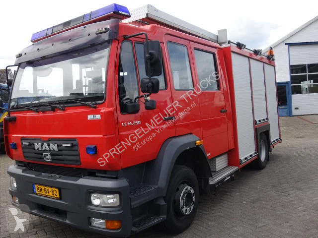 Ciężarówka MAN L79 14-250 man bomberos truck