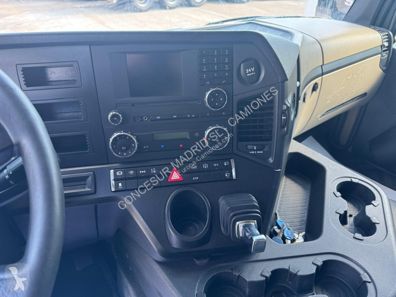 شاحنة Mercedes  1843 LSNRA