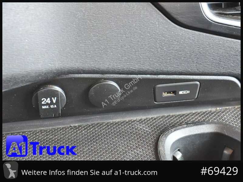شاحنة Scania P 320 P 6x2,, Getränke, Lenkachse,...