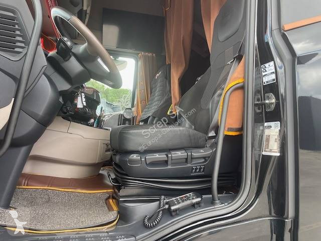 Camion DAF 530