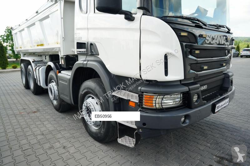 شاحنة Scania P 440 / 8x4 / WYWROTKA 2 STRONNA /...