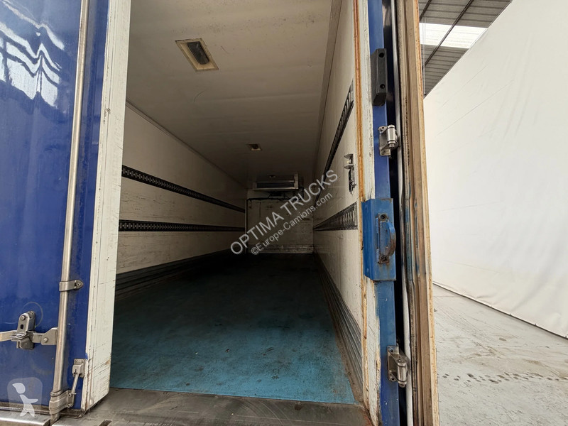 شاحنة Volvo 220 121651 km airco
