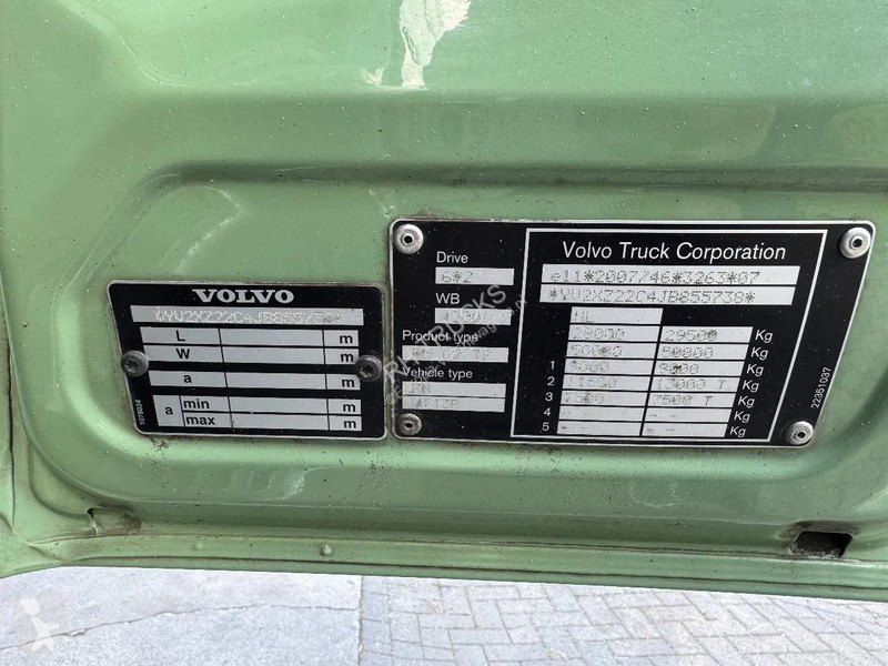 Camion Volvo 6X2 EURO 6 VDL 21T HOOK