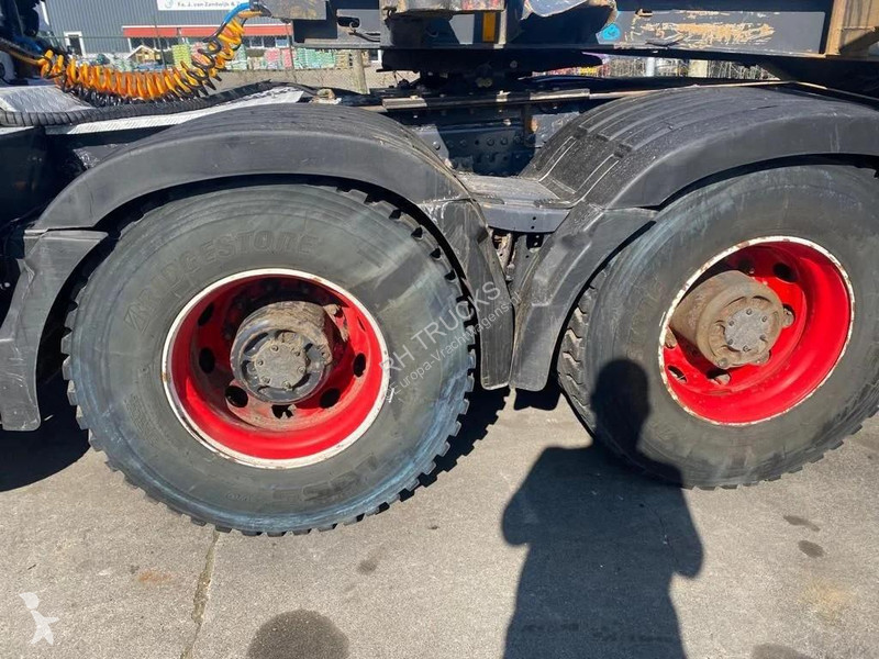 شاحنة Volvo 540 6X4 EURO 6 + EPSILON S260Z96 +...