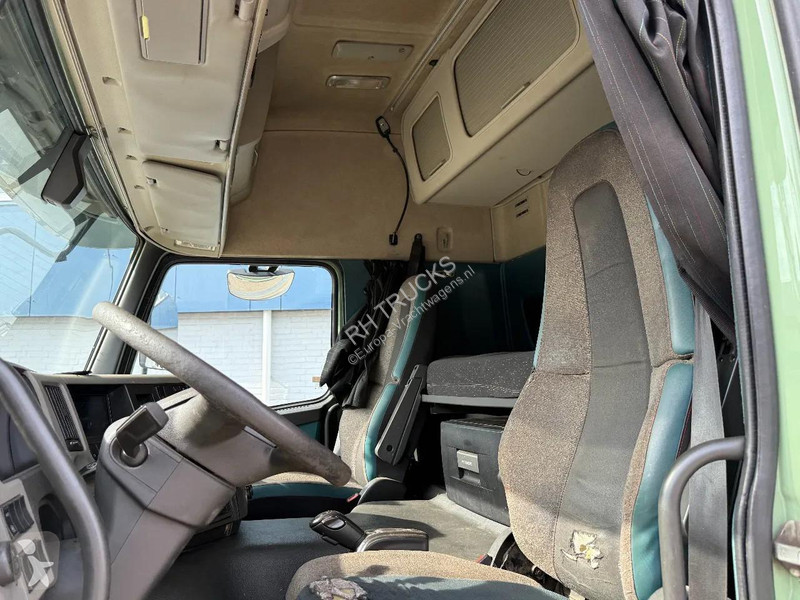 شاحنة Volvo 6X2 EURO 6 VDL 21T HOOK