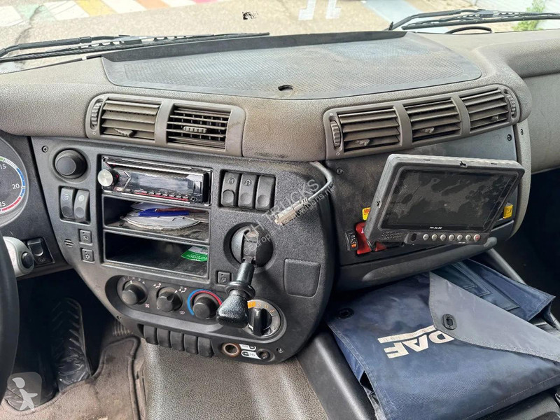 شاحنة DAF 85410 8X2 HIAB 422EP5 + REMOTE CONTROL