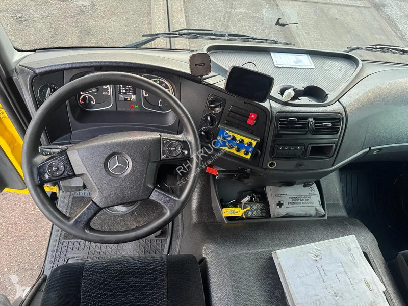 Vrachtwagen Mercedes 1224 4X2 OMARZ + WINCH +...