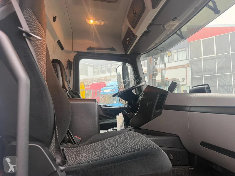 شاحنة Mercedes 1827 4X2 EURO 6 GESLOTEN BOX MET...