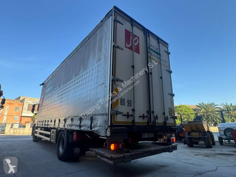 شاحنة Iveco