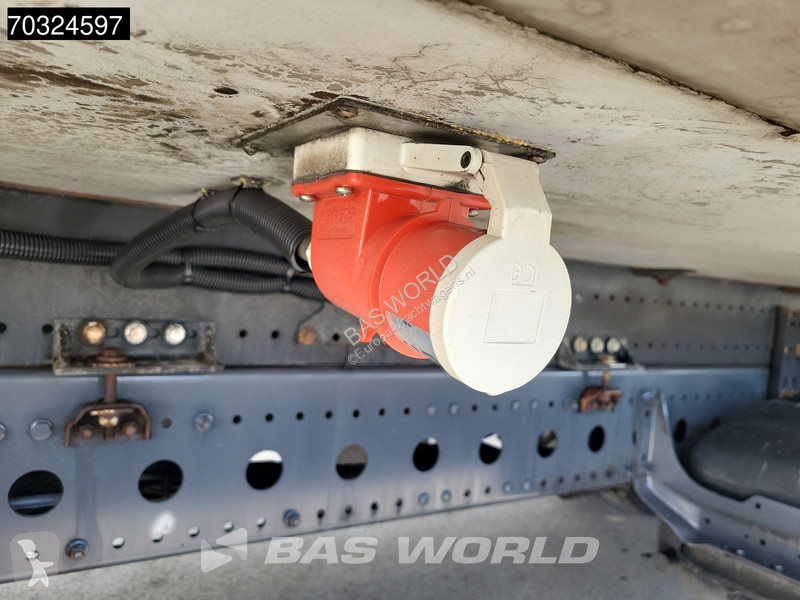 Mercedes 1524 4X2 Thermo King T-600R 1500kg...