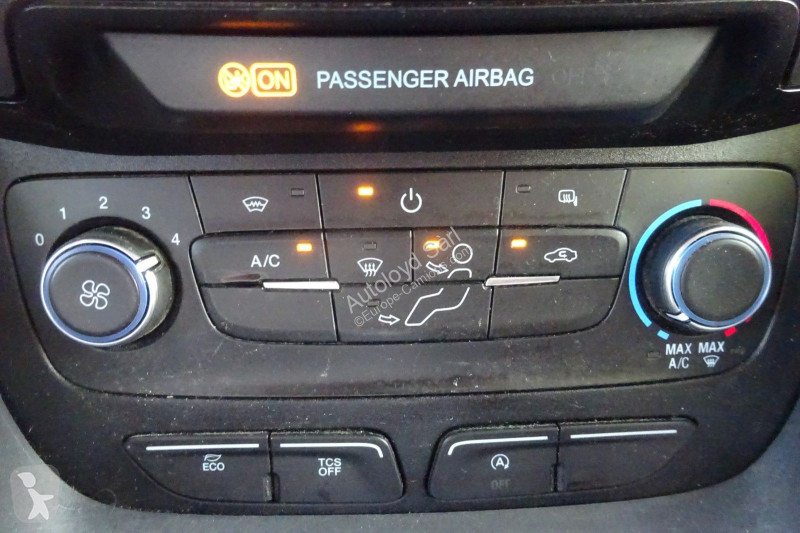 عربة نفعية Ford TRANSIT CONNECT 1,0 I 100...