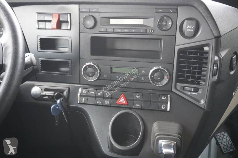 Камион Mercedes