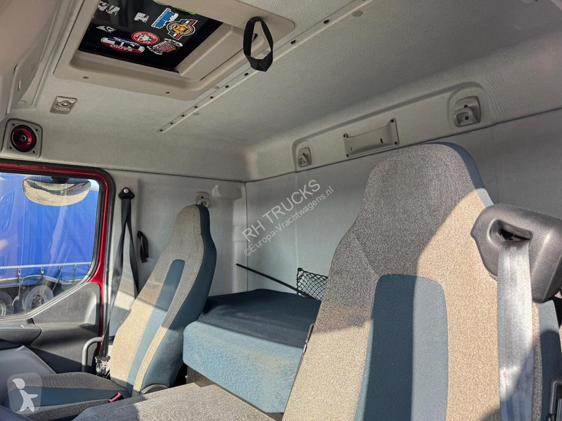 شاحنة Volvo 280 EURO 6 - BOX 7,15M + DHOLLANDIA...