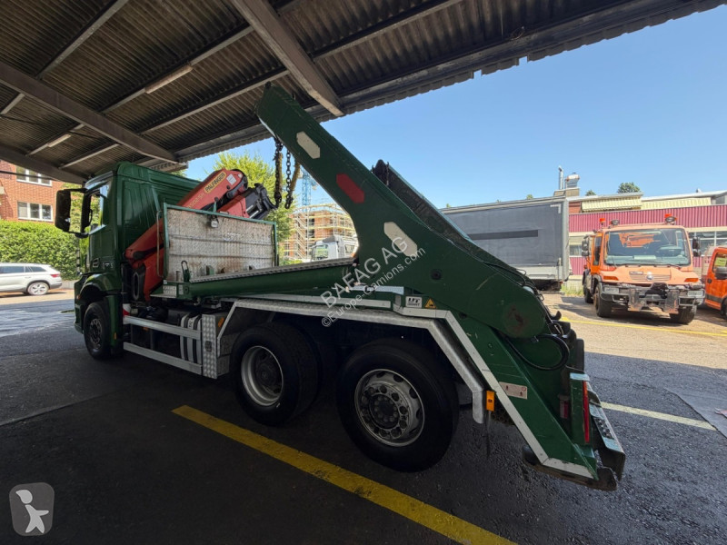 Camion Mercedes arocs 2543 6x2