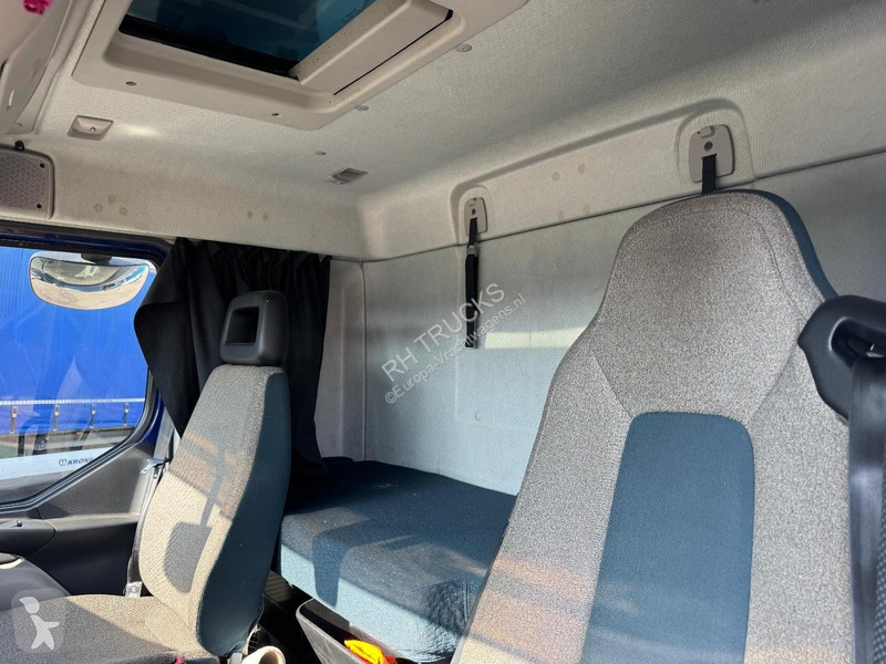 شاحنة Volvo EURO 6 - BOX 7,2 M - DHOLLANDIA...
