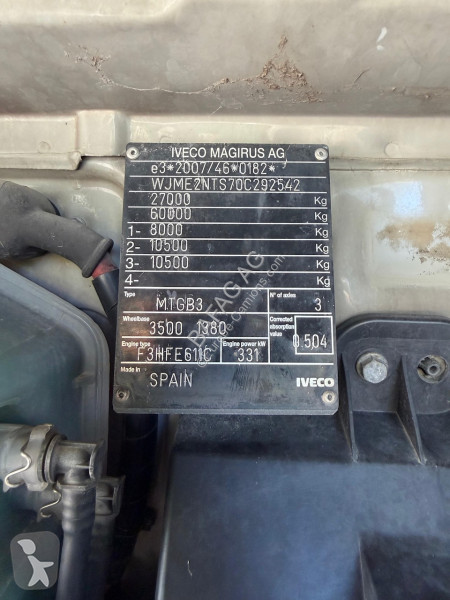 شاحنة Iveco 260t45 trakker