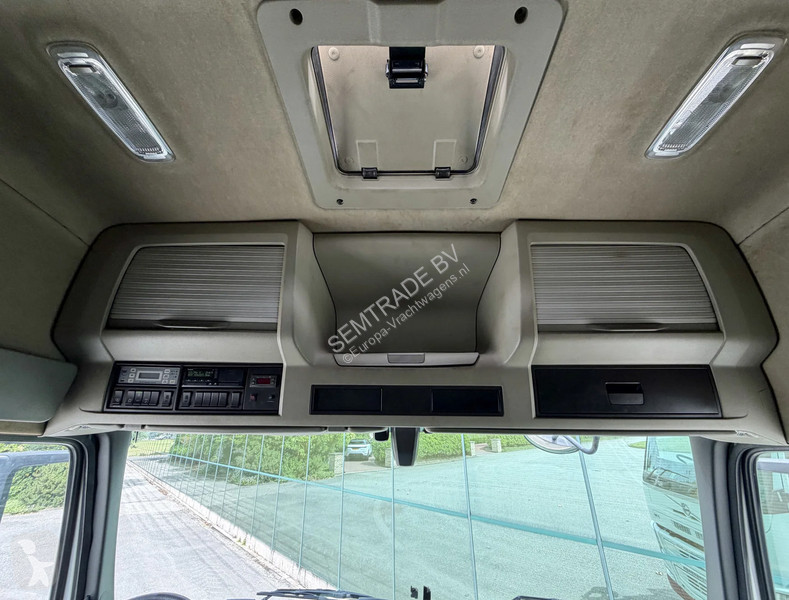 شاحنة Volvo FM 7 KARREN BAK THEO MULDER KOELING...