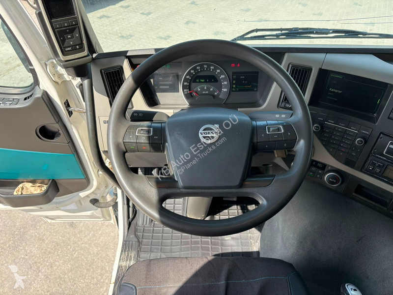 شاحنة Volvo FM 370 6x2*4 MITSUBISHI TU100SA /...