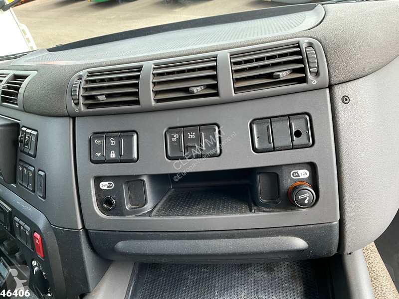 شاحنة DAF FAQ  400 8x2 Euro 6 HMF 26 Tonmeter...