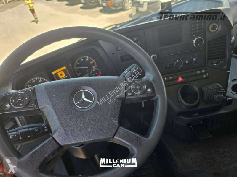 شاحنة Mercedes 18-35 EURO 6 ATTACCO BIGA KM 610000