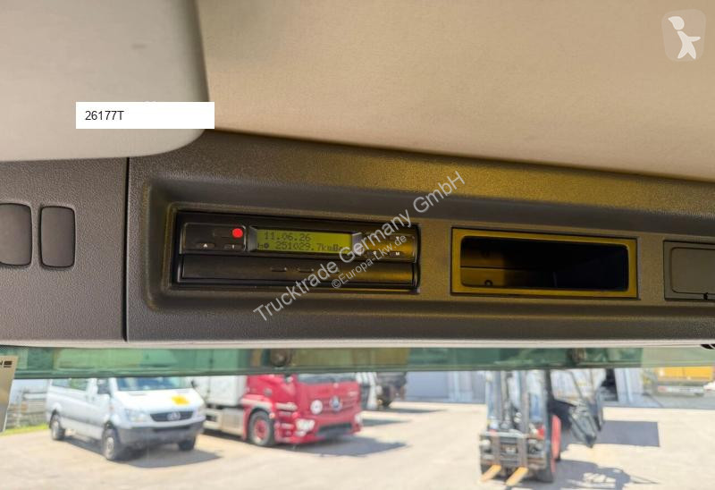 شاحنة Scania 589 P230 LB