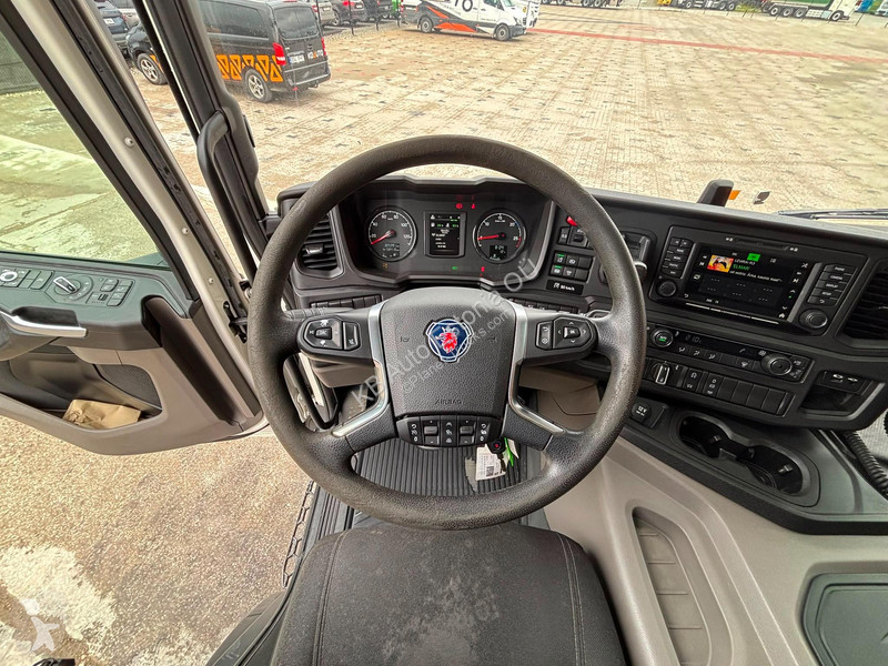شاحنة Scania P 500 6x2*4 CARRIER / BOX =7702 mm...