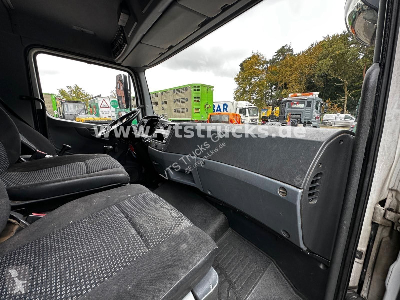 شاحنة Mercedes 816 Kofferaufbau 4x2