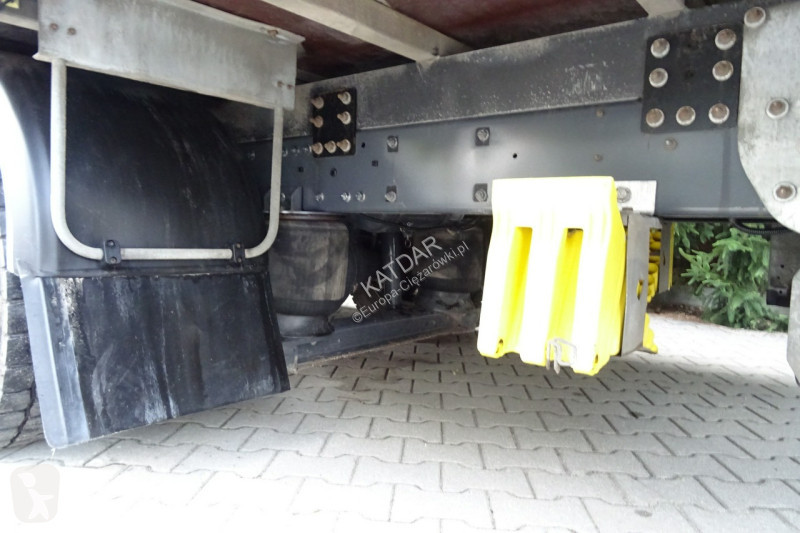 شاحنة DAF LF 220 Euro 6 kontener 18p winda...