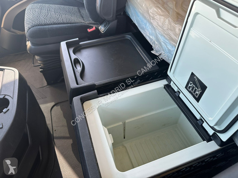 شاحنة Mercedes  1851 LS