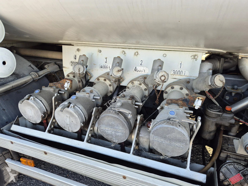 شاحنة Renault 320 13000L FUEL / CARBURANT - 4...