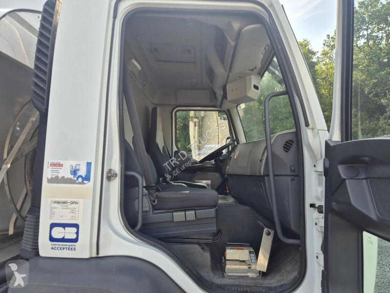 شاحنة Renault 270 FUEL / CARBURANT 13000L - 4...