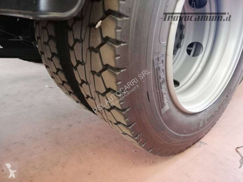 شاحنة Iveco 75E18
