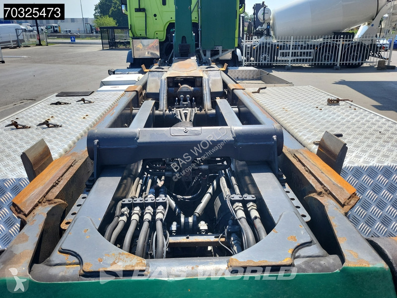 شاحنة Mercedes 3253 8X4 25 tons Mobas...